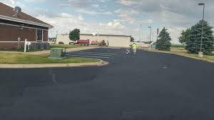 Best Recycled Asphalt Driveway Installation  in Lockport, IL